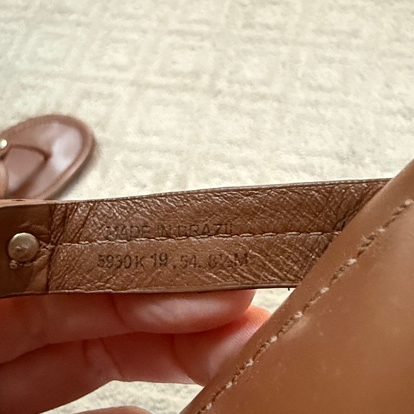 ✨ MILLER PATENT LEATHER SANDAL Size 8.5 Perfect Tan - Picture 3 of 4